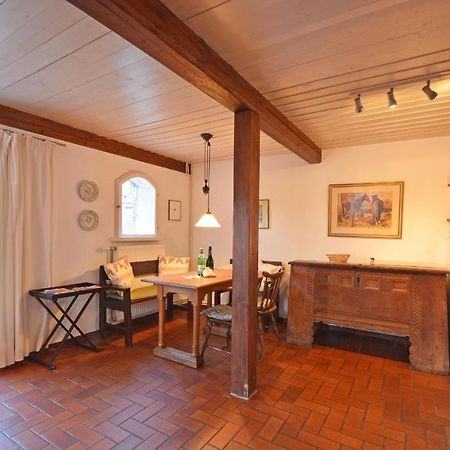 Kapitaen Hansen Haus Oldsum Buitenkant foto